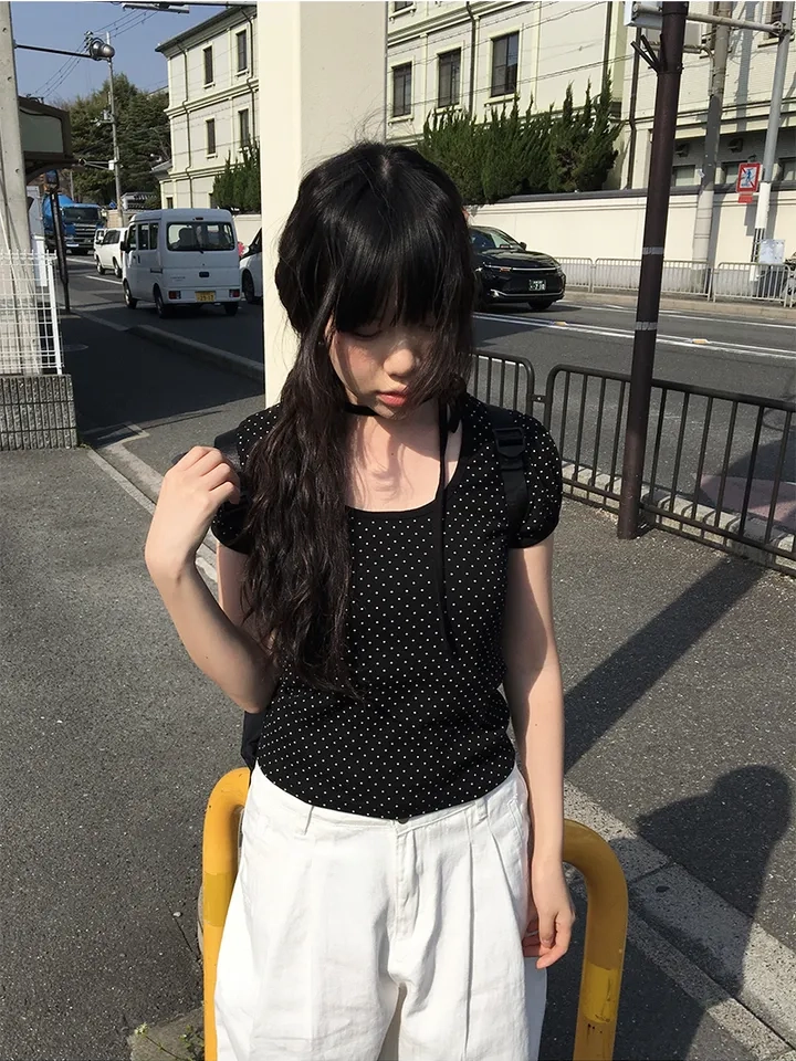 ドットクルーネックストラップTシャツ