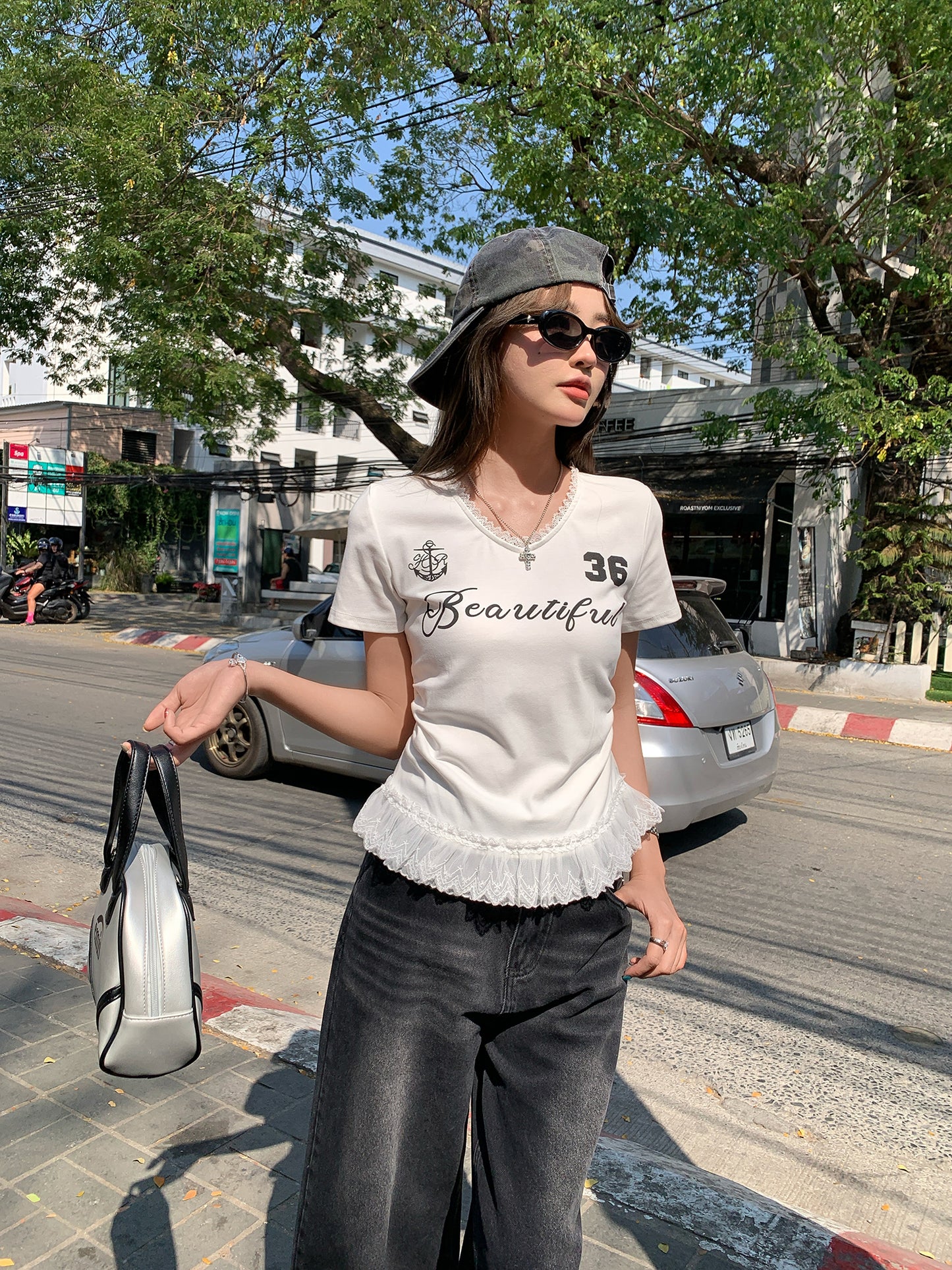 レースフリルスポーティーTシャツ V120