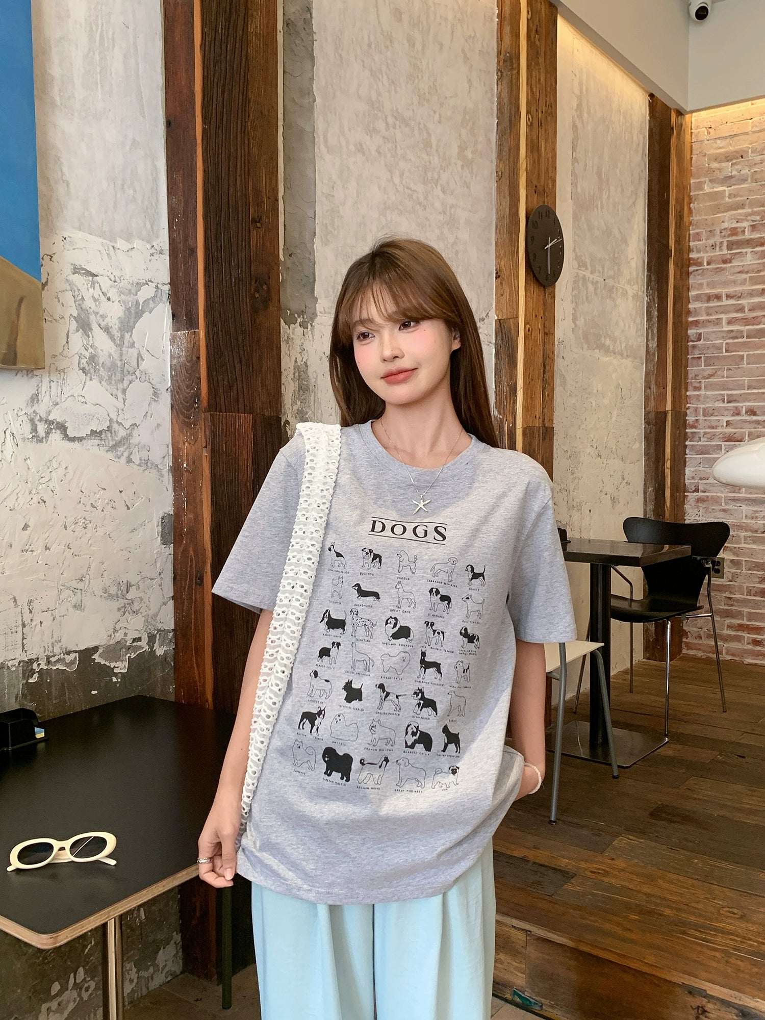 ドッグパターンTシャツ