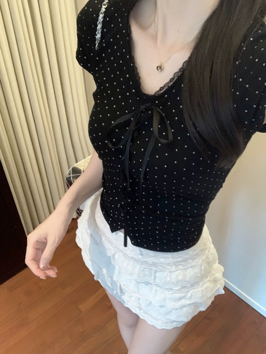 VネックドットレースTシャツ