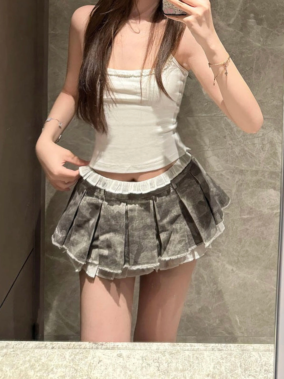 フェイクレイヤードカモデニムスカート