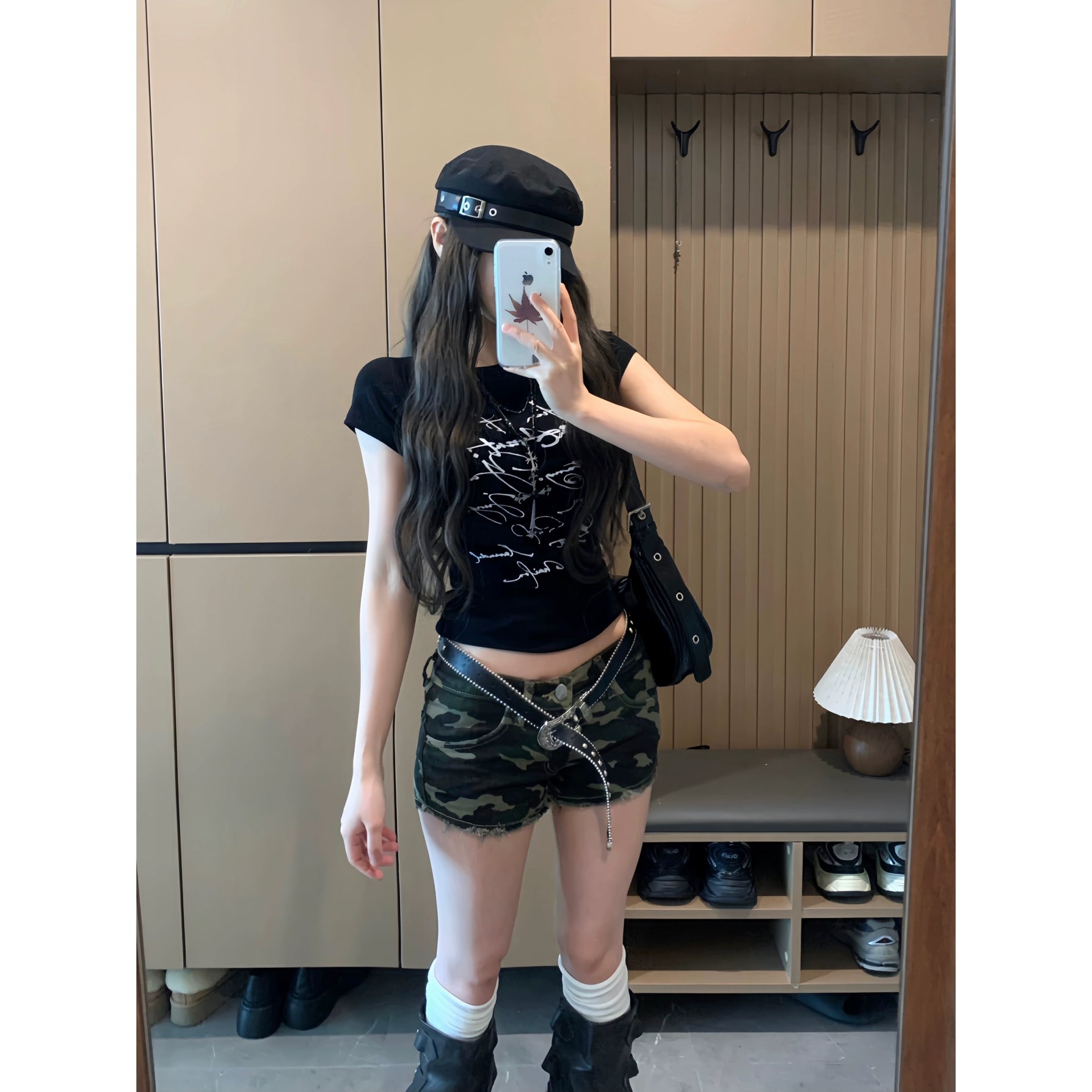 レターインククロップドTシャツ