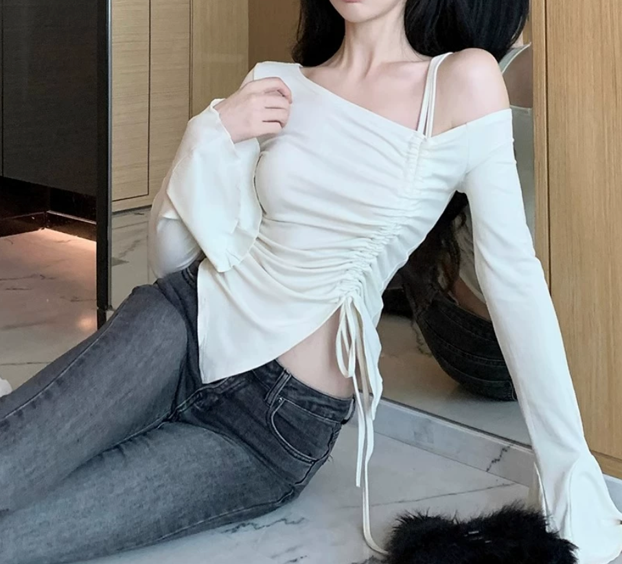 ギャザーオフショルトップス