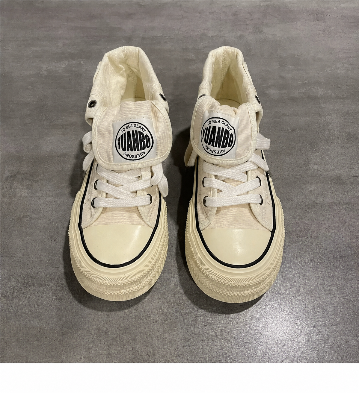 ストリートステッチ厚底スニーカー