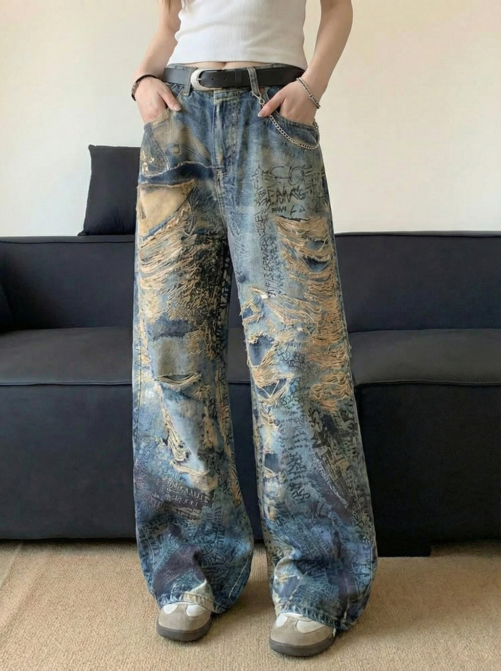 グラフィティ柄ペイントデザインデニム