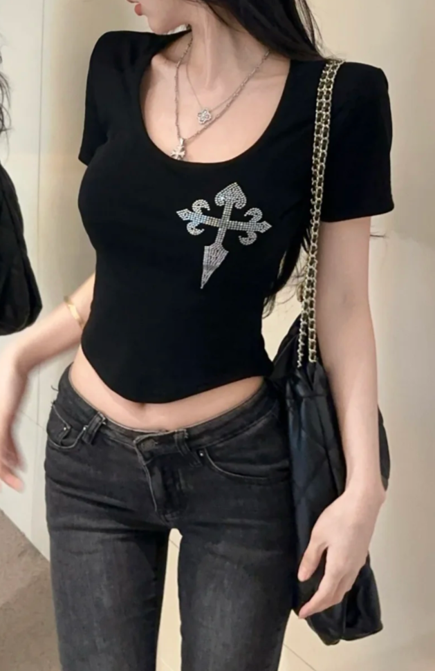 ラインストーンクロスダガーTシャツ