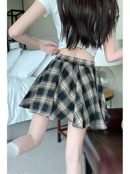 チェックシャツデザインショートパンツ