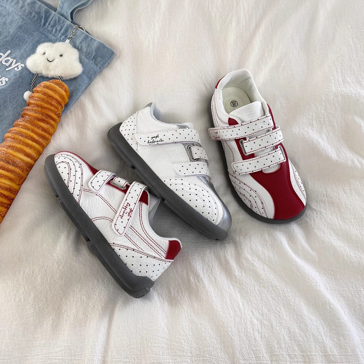 レトロローカットスニーカー