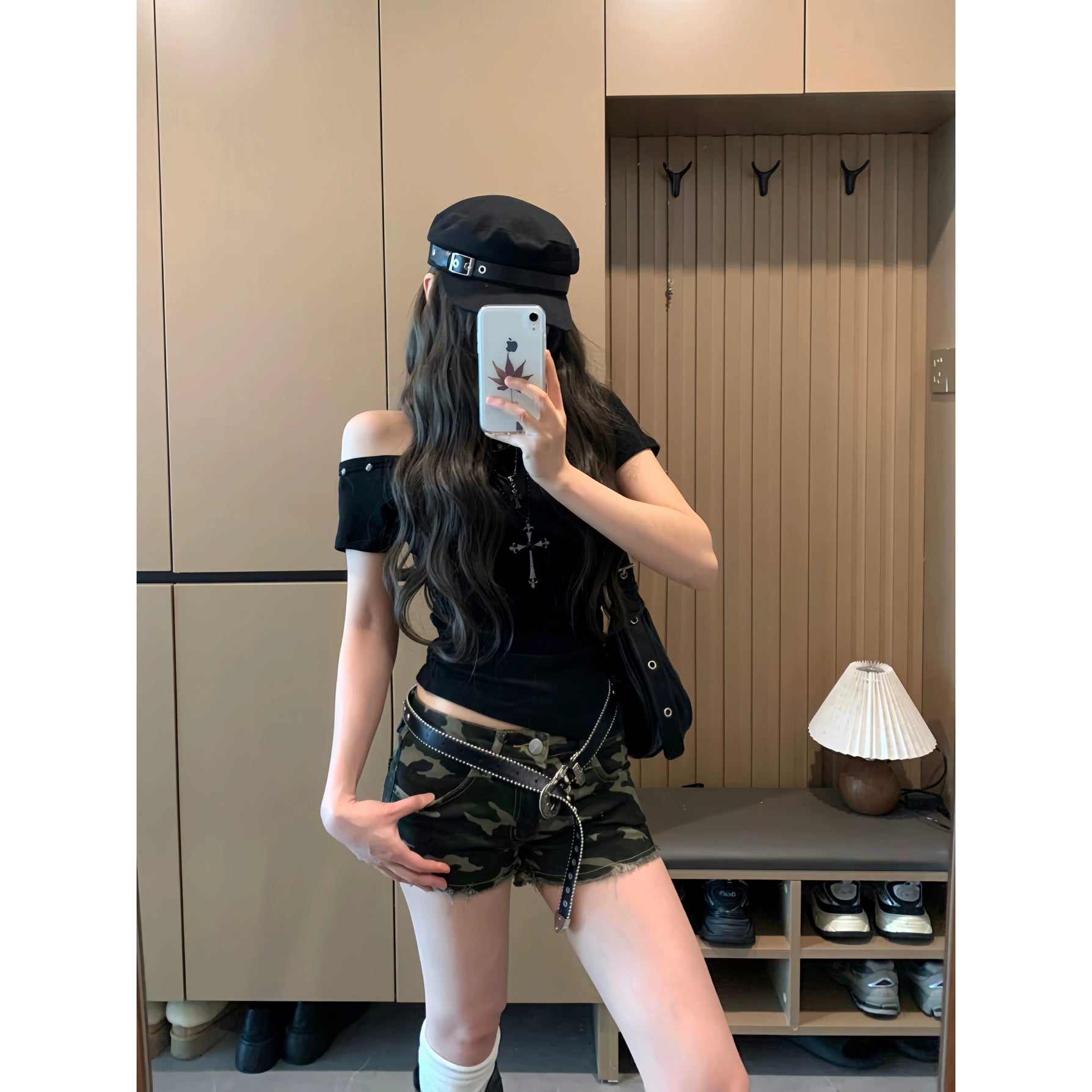 カモダメージショートパンツ