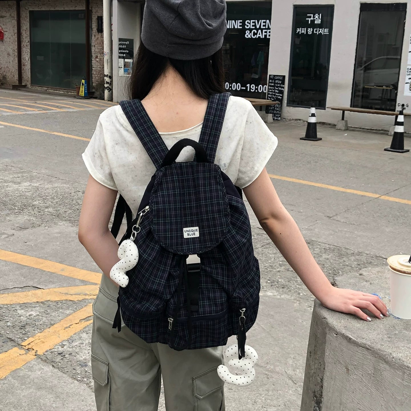 フラップデザインバックパック