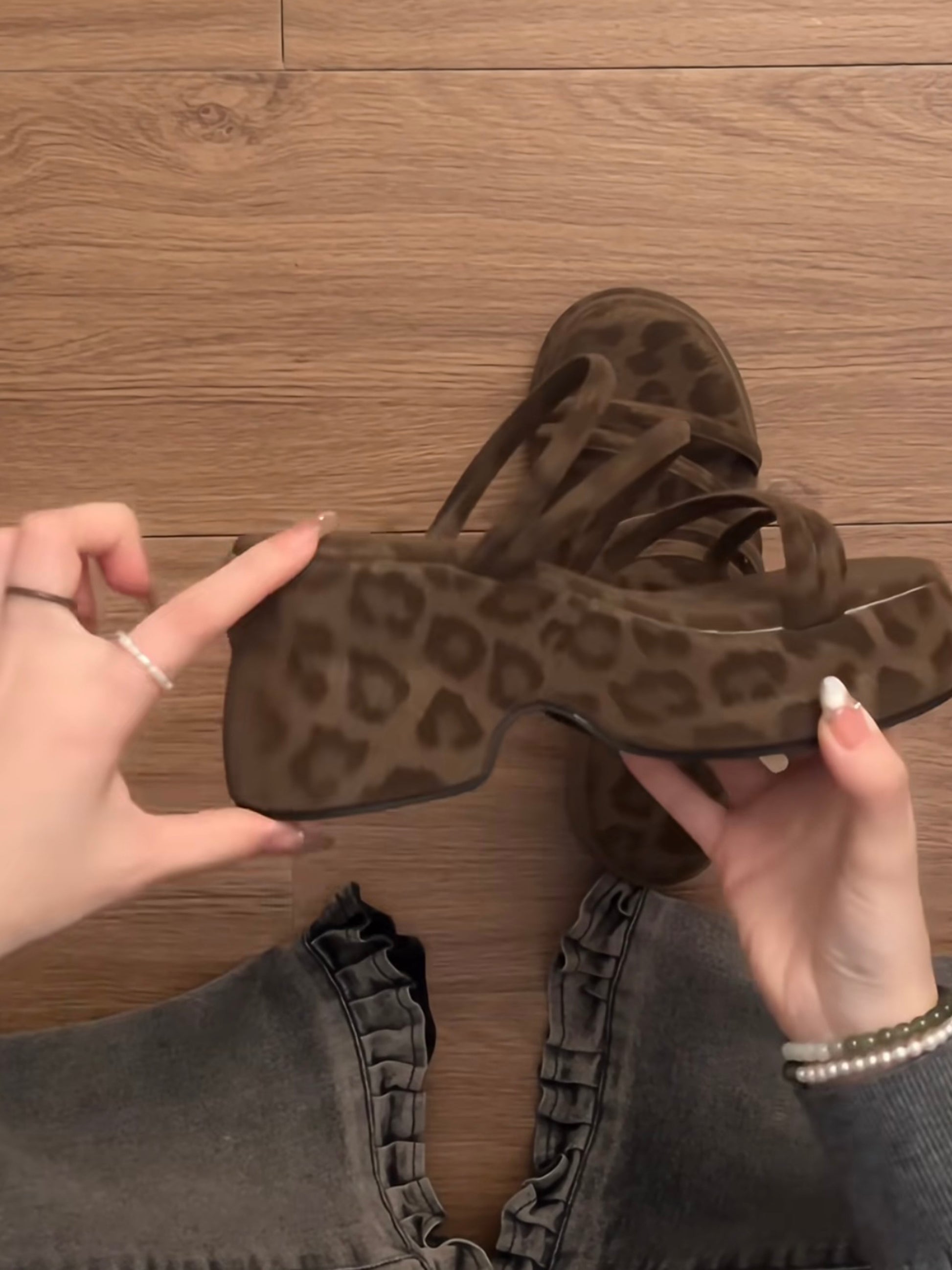 レオパードクロスストラップサンダル