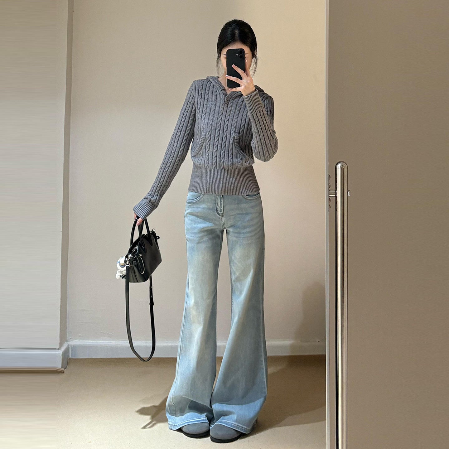 ケーブルニットパーカー