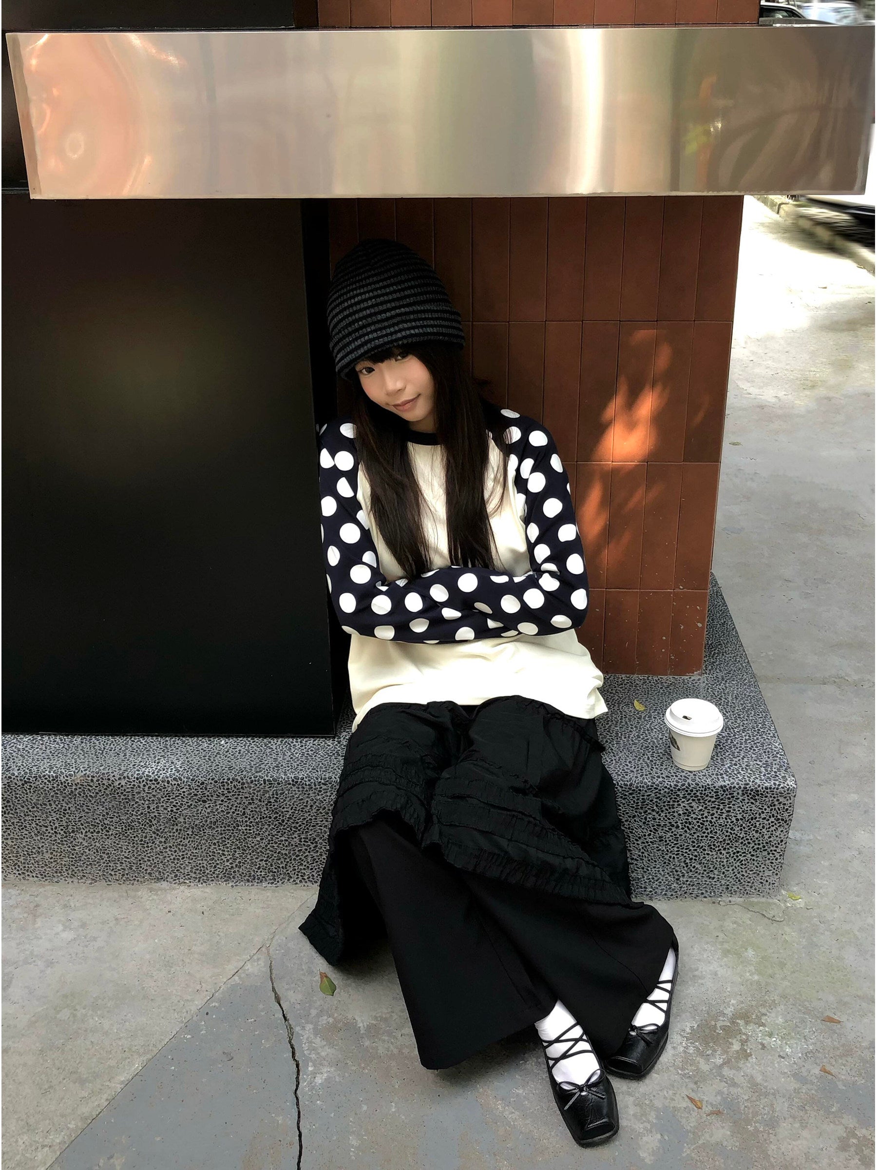 ネオガーリードットロングスリーブT