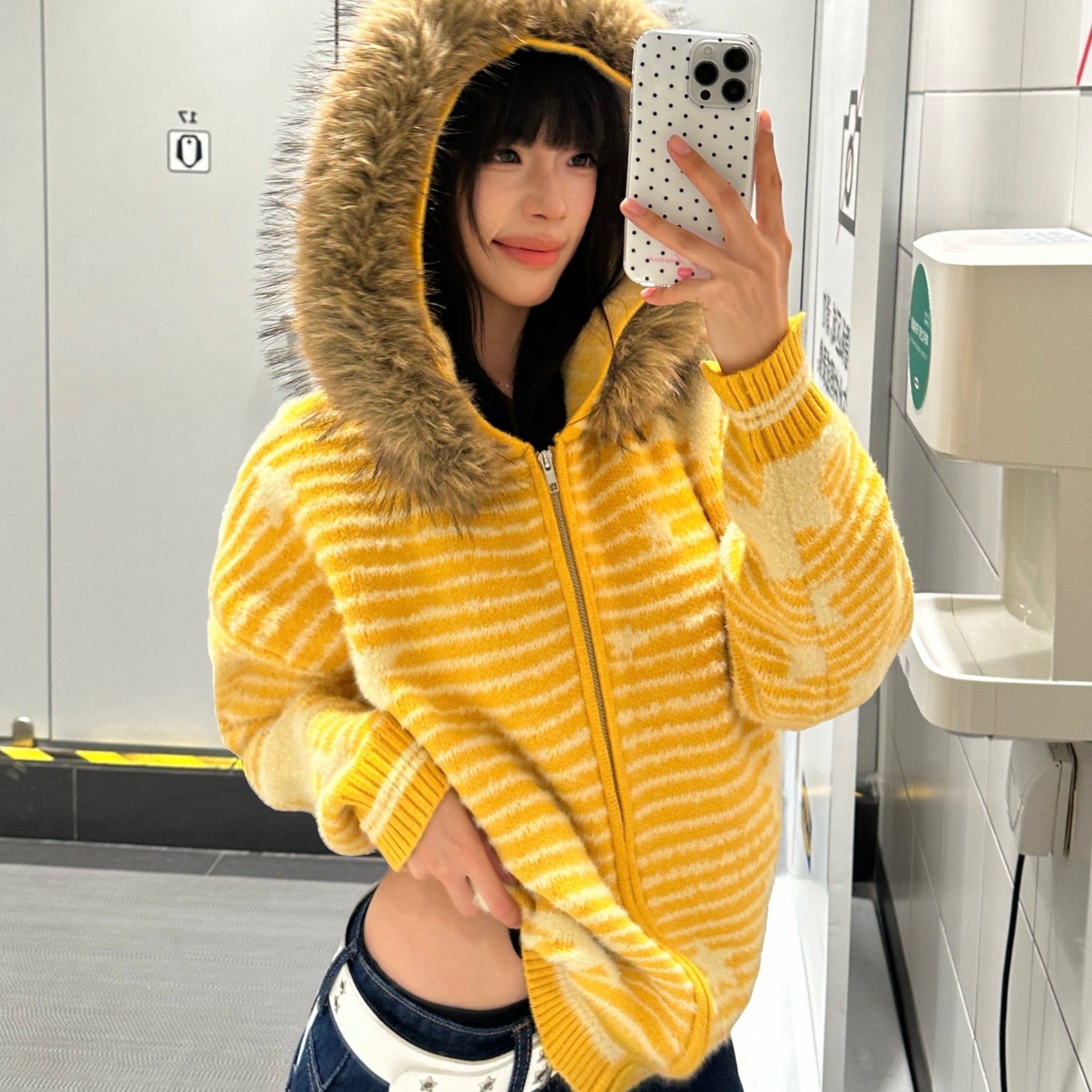 ファーフード ジップアップニットパーカー