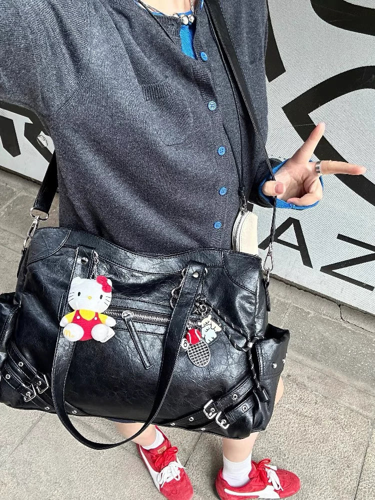 ヴィンテージレザーショルダーバッグ