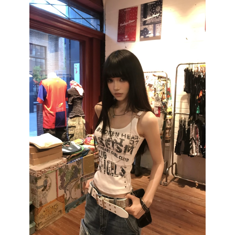 グランジロゴタイトキャミトップス