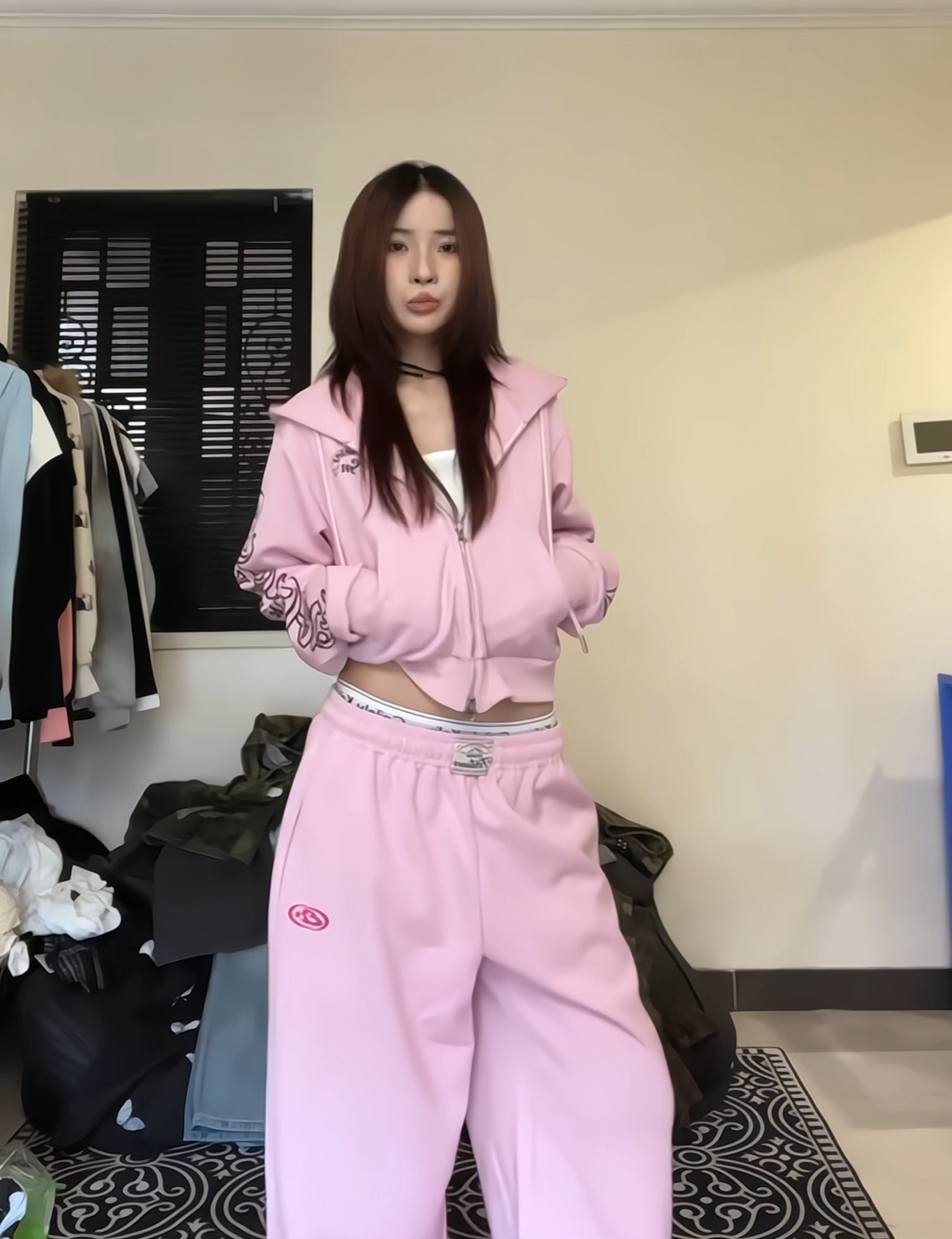 フレイムロゴ クロップドスウェットセットアップ