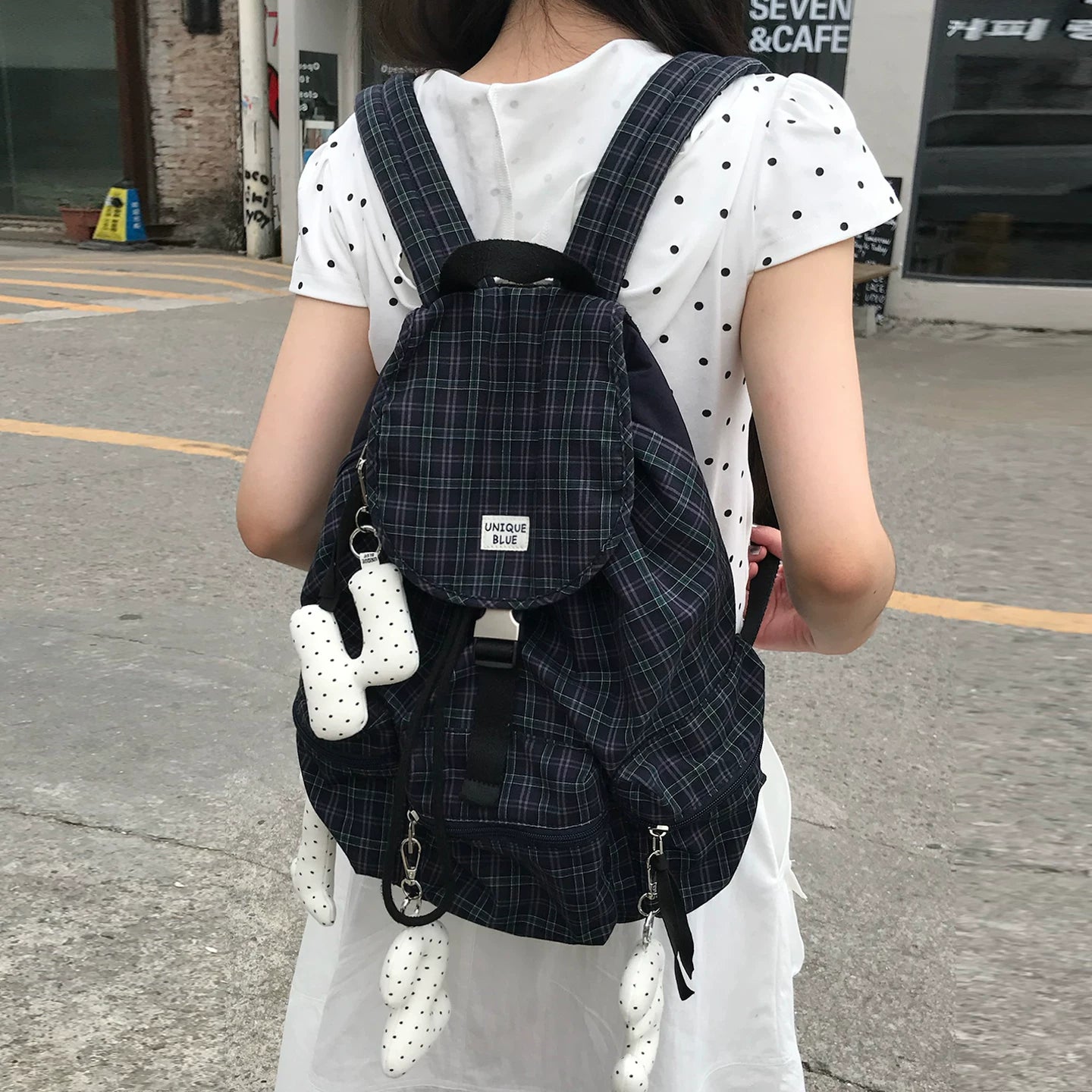 フラップデザインバックパック
