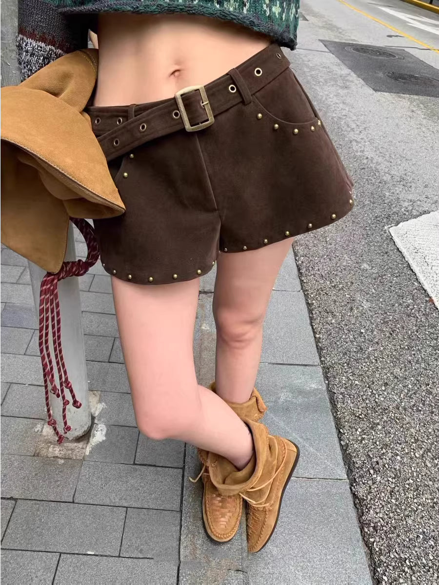 ヴィンテージスタッズレザーショートパンツ