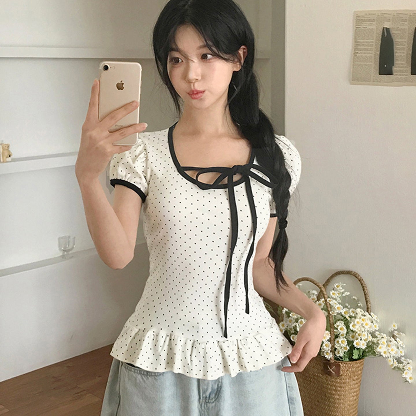 ドットフリル スクエアネックTシャツ