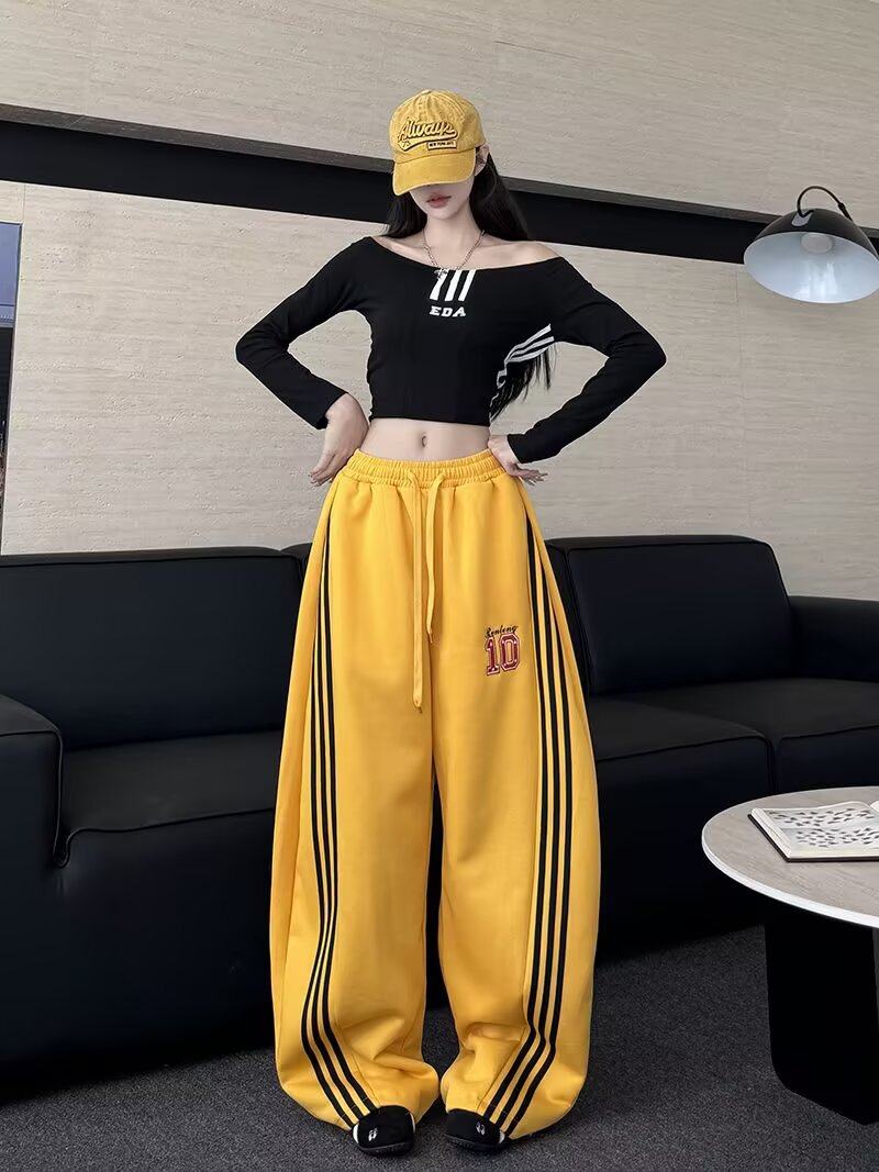 トラックワイドパンツ