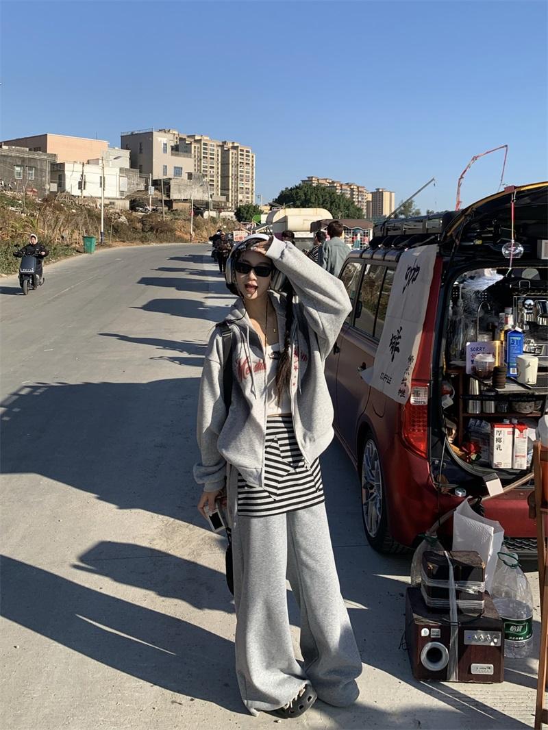 カーシブロゴハートジップパーカー KDS354