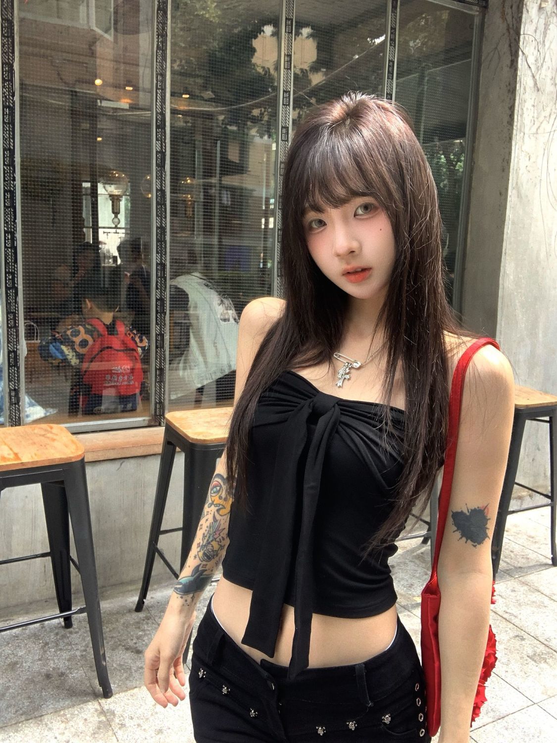 ツイストフロントチューブトップ