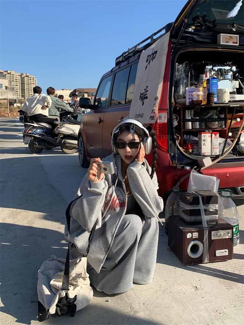 カーシブロゴハートジップパーカー KDS354