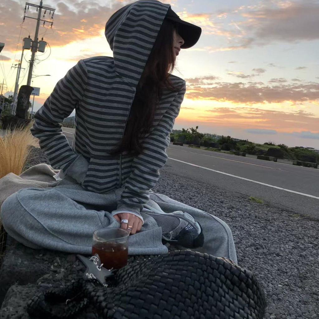 グレースモークボーダージップパーカー