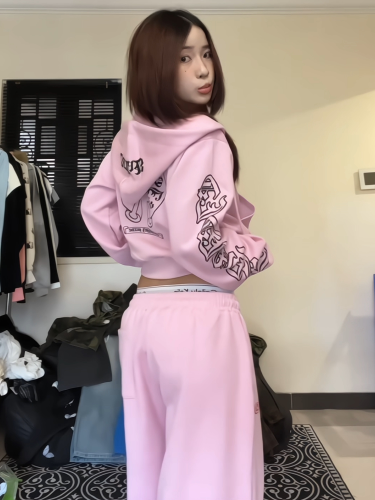 フレイムロゴ クロップドスウェットセットアップ