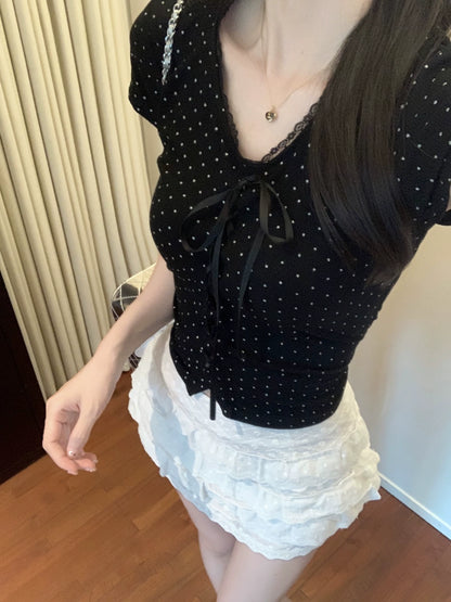 VネックドットレースTシャツ