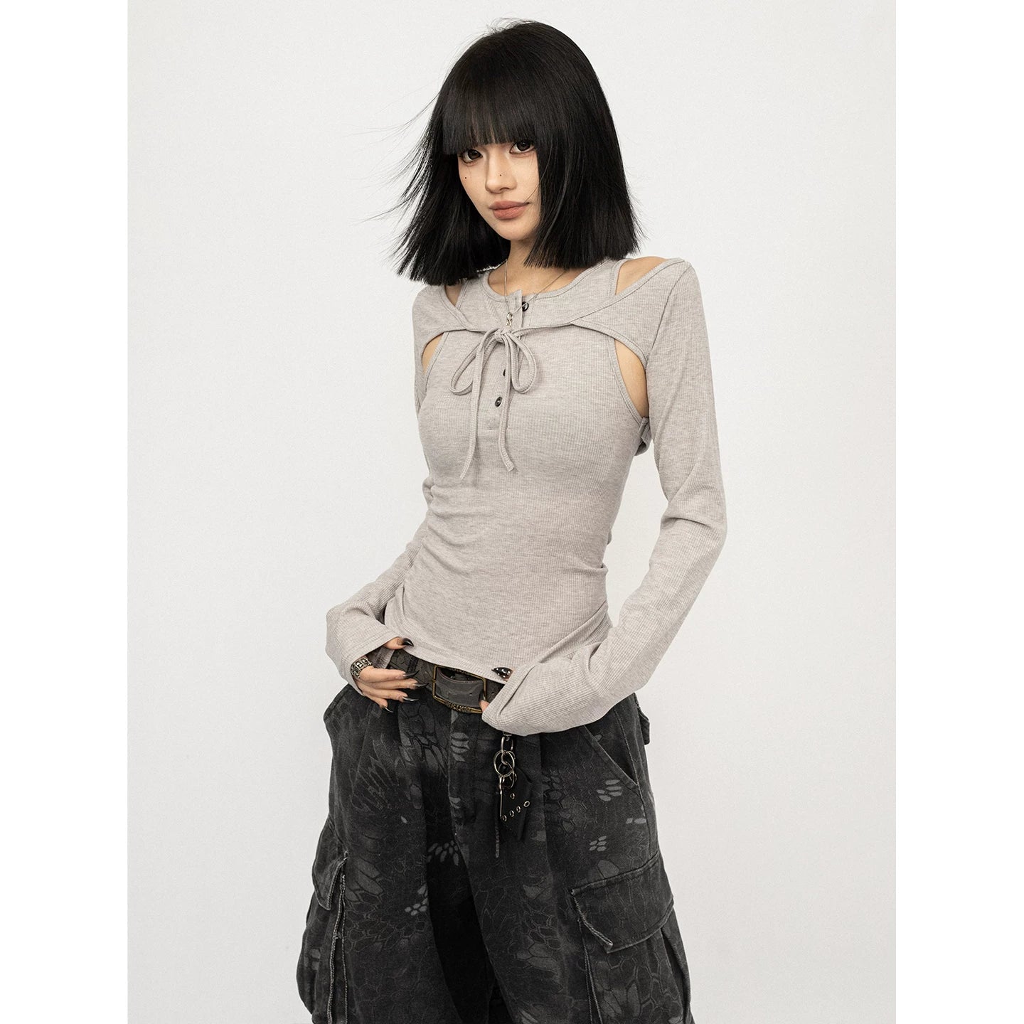 カットアウトリボンリブトップス