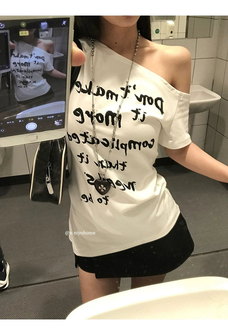 アシメオフショルレターTシャツ
