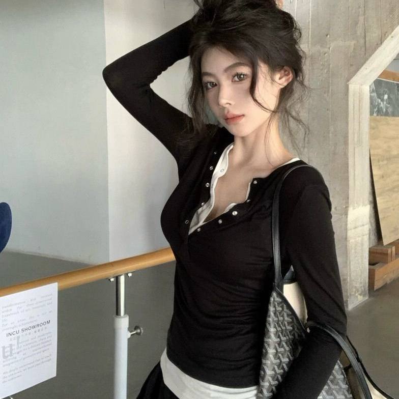 レイヤードヘンリーネック スリムロングT