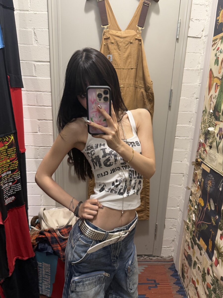 グランジロゴタイトキャミトップス