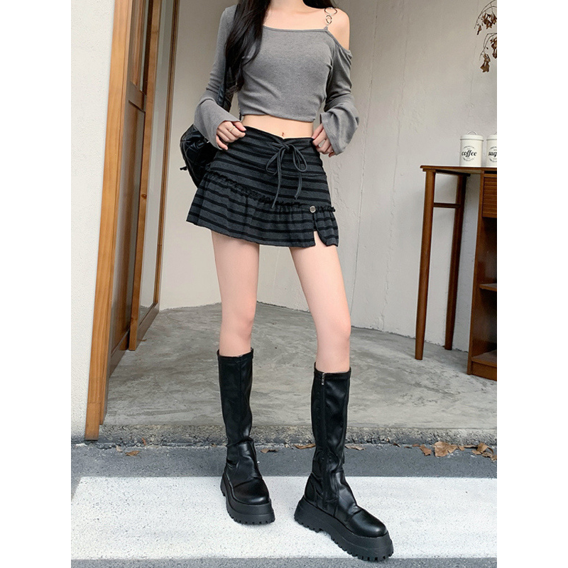 ウエストリボン付き ボーダーミニスカート