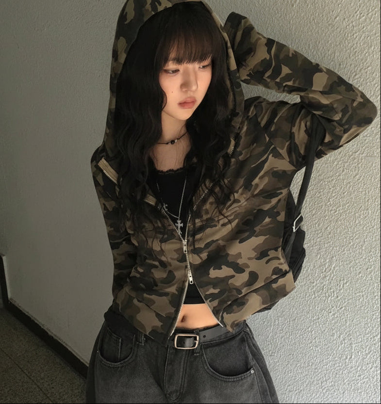 カモクロップドジップパーカー