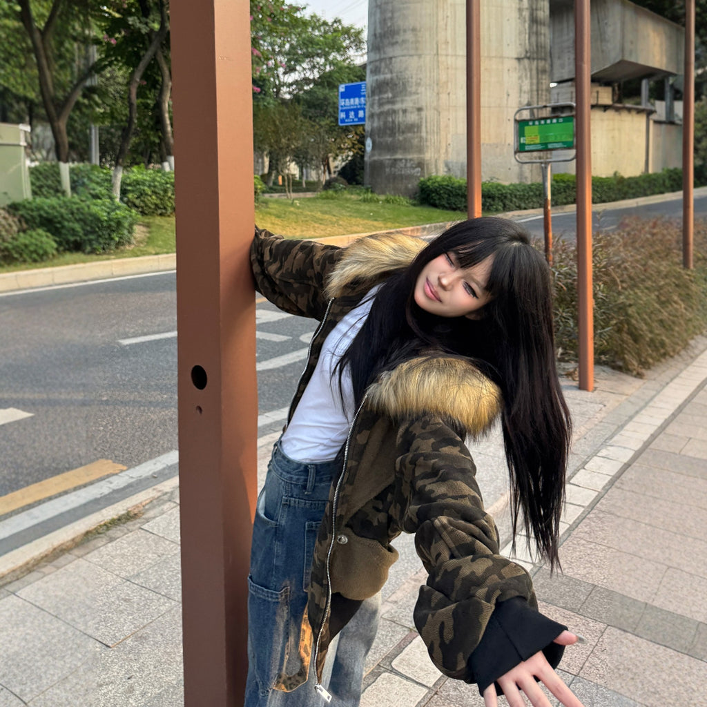 ファー付きカモブルゾン