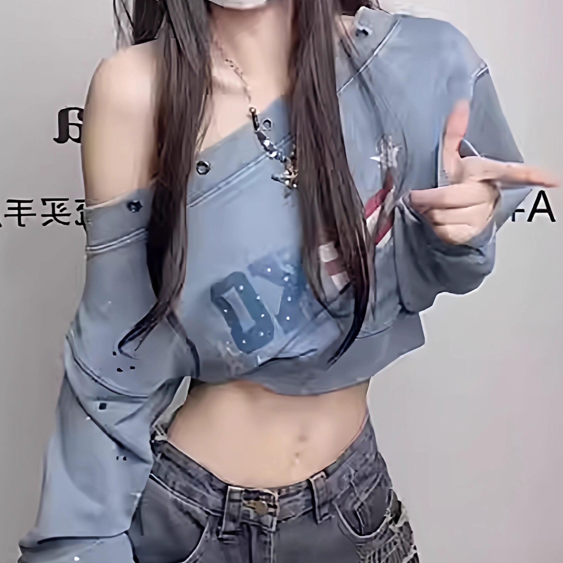 アメリカンロゴオフショルスウェット