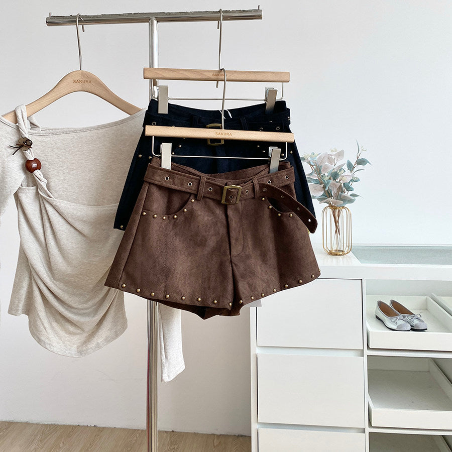 ヴィンテージスタッズレザーショートパンツ