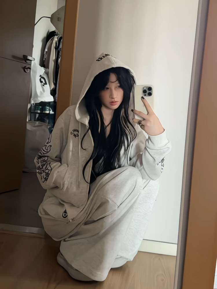 フレイムロゴ クロップドスウェットセットアップ