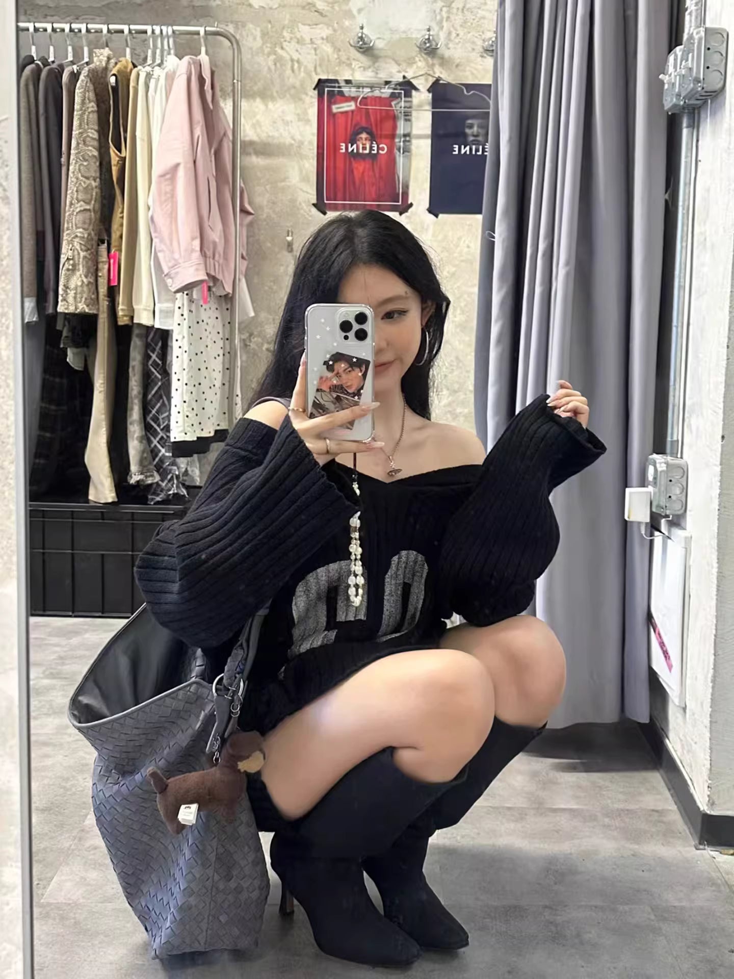 ビッグナンバーロゴ オフショルニット