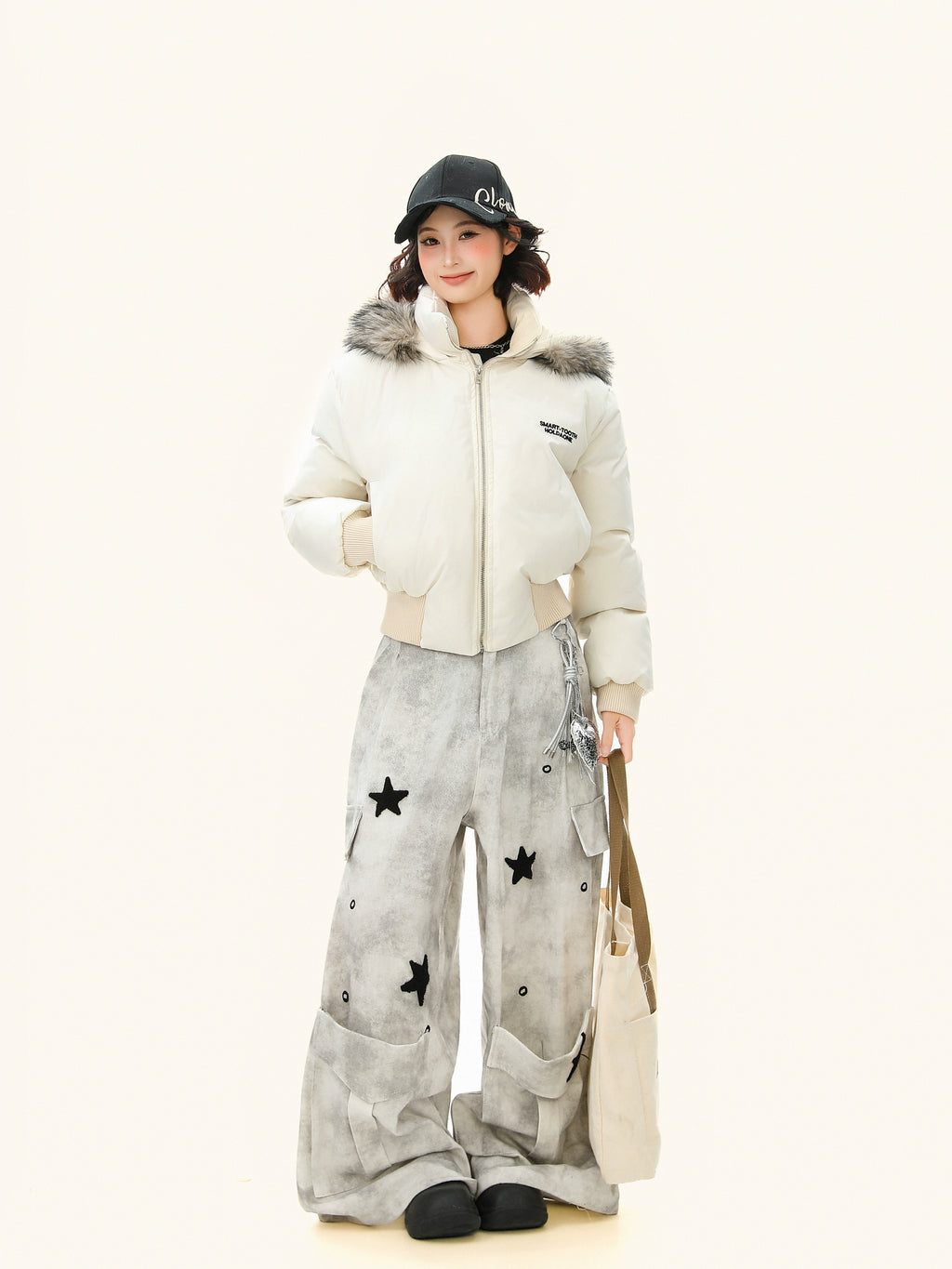 フェイクファーフードショートダウンジャケット