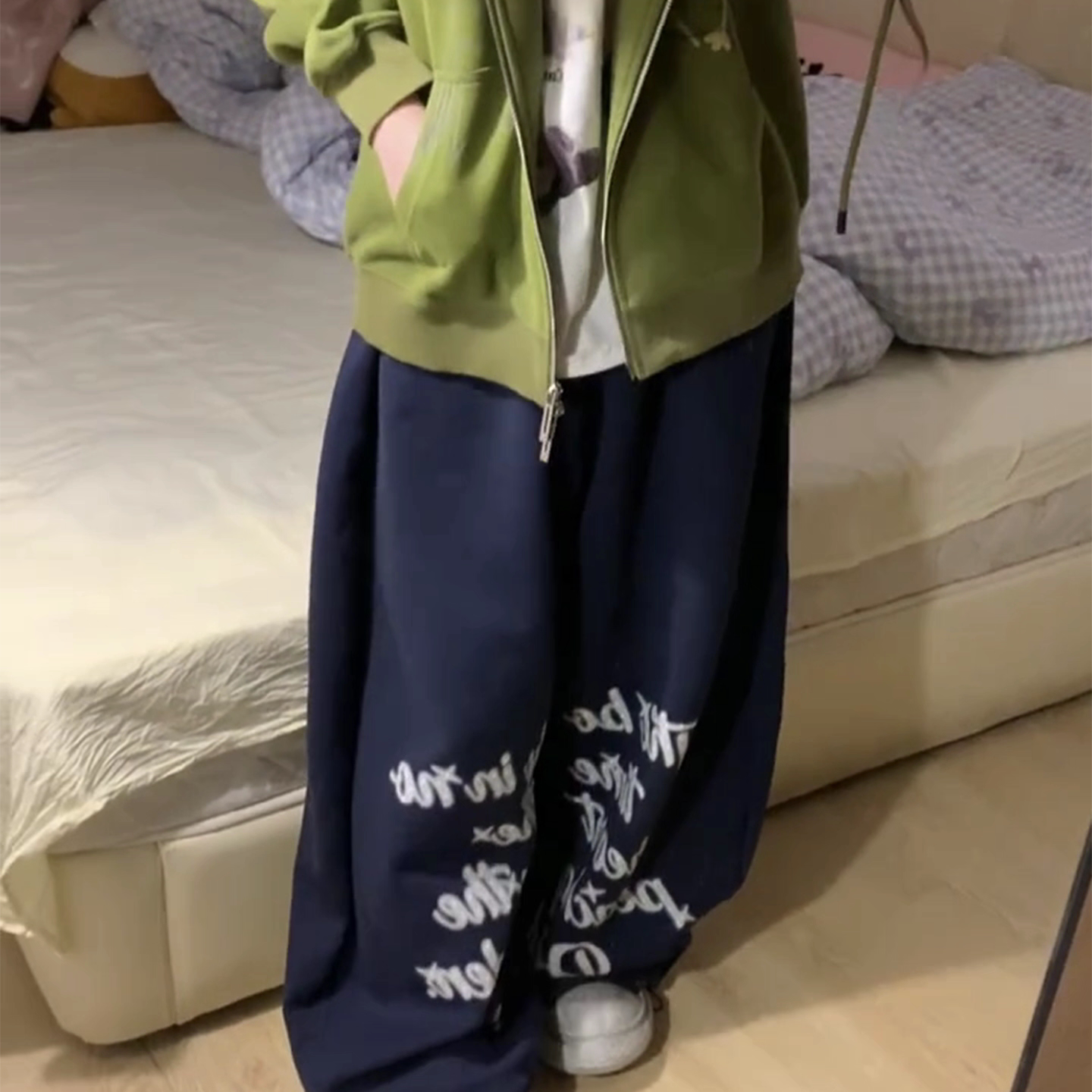 レタリングプリント ルーズワイドスウェットパンツ