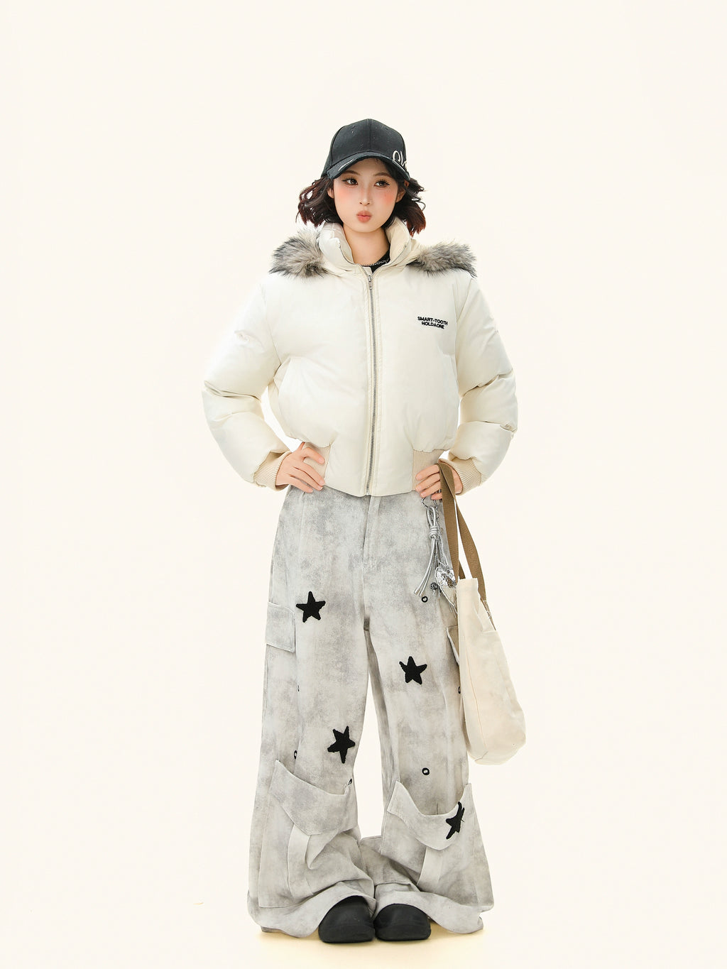 フェイクファーフードショートダウンジャケット