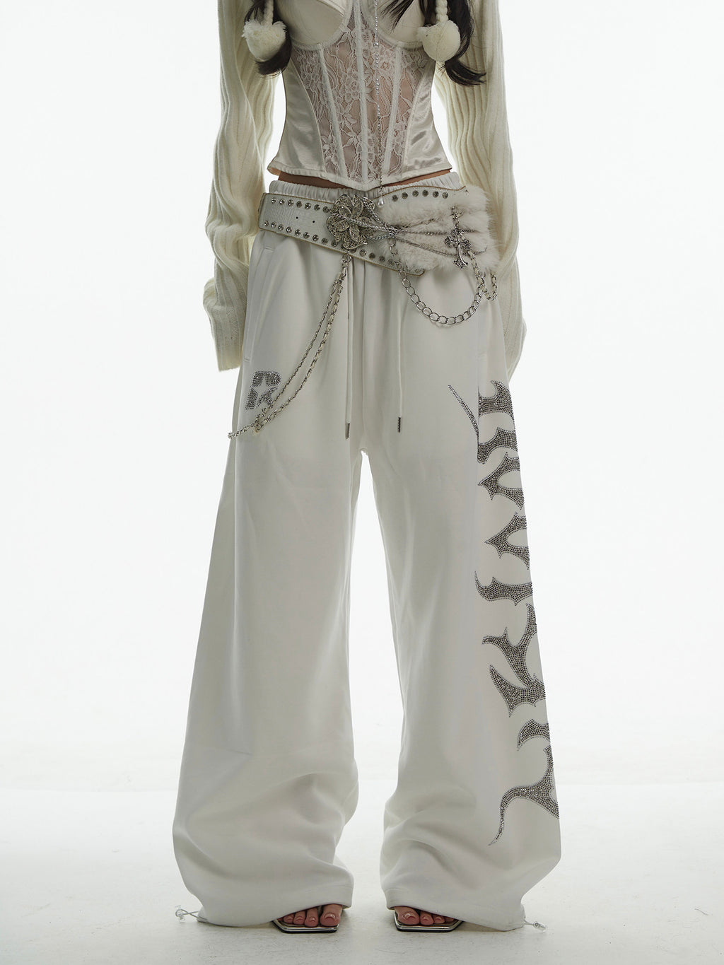 シルバーグリッターロゴスウェットパンツ