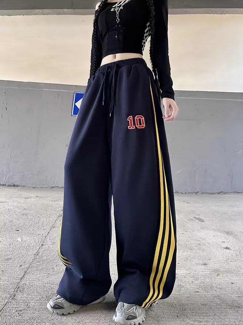 トラックワイドパンツ