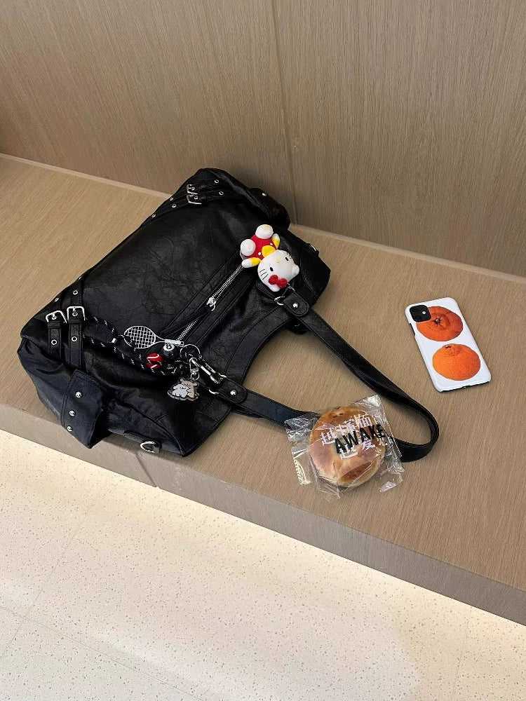 ヴィンテージレザーショルダーバッグ