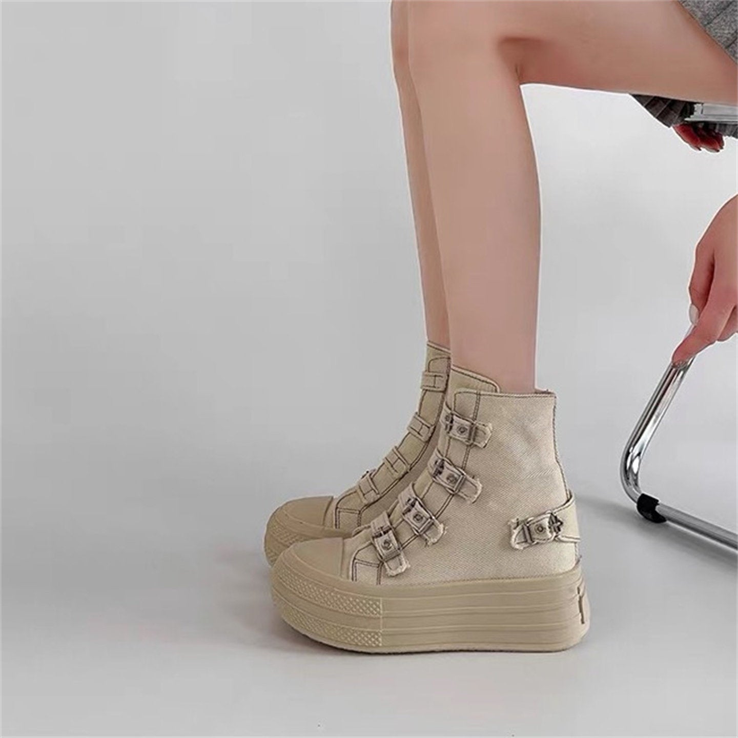 モードストラップ 厚底コンバットブーツ