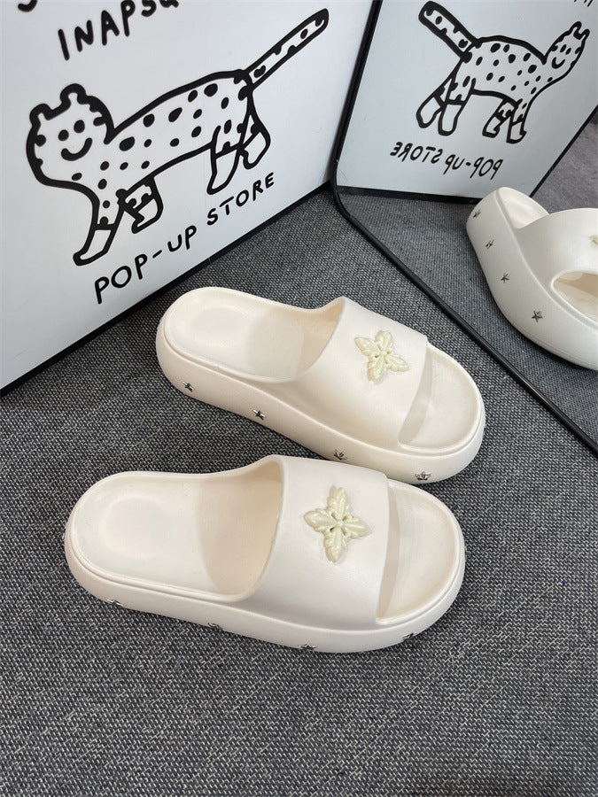 スタービーサンダル
